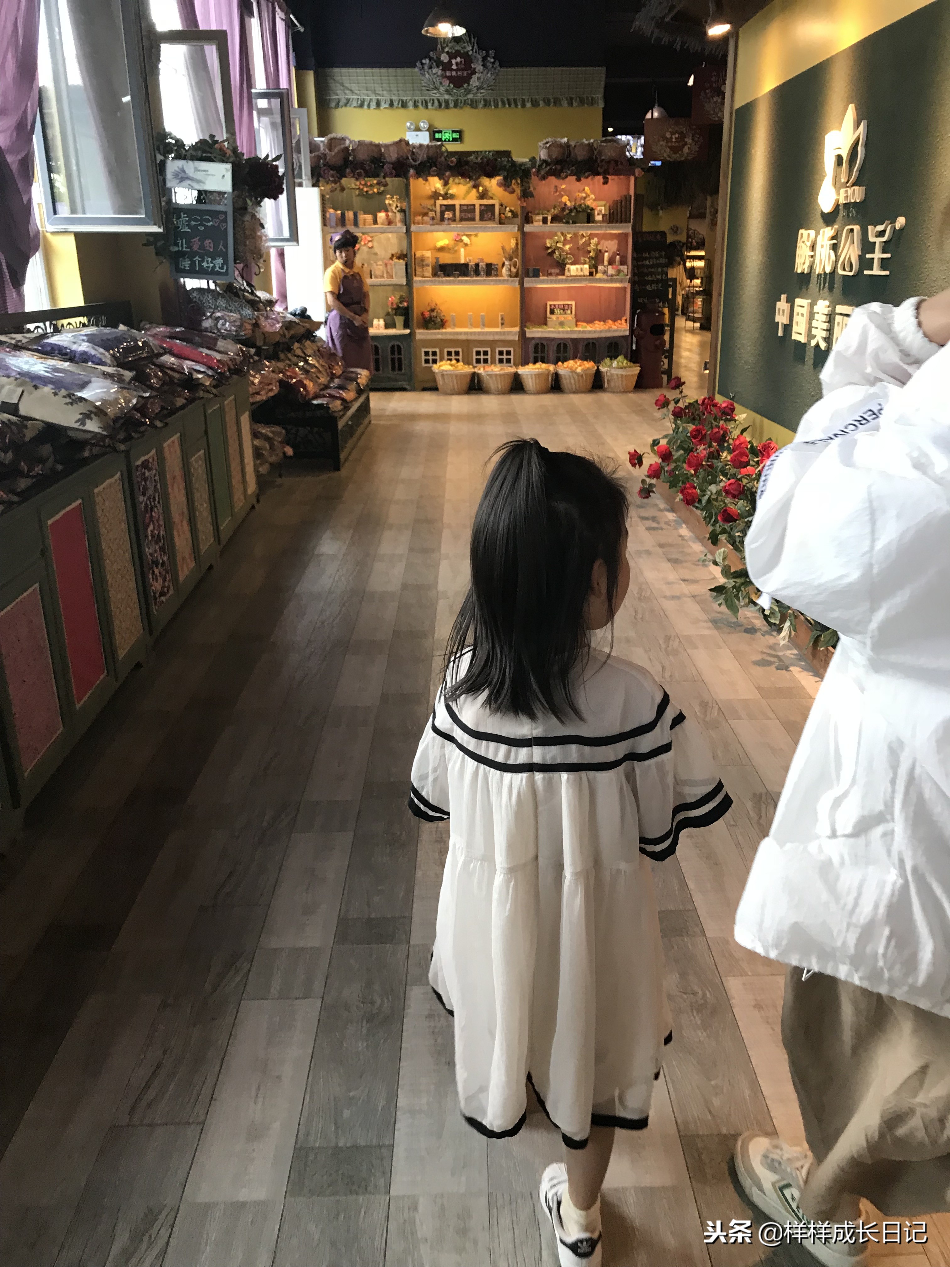 一家三口新疆伊犁旅游,自驾游霍尔果斯路线攻略