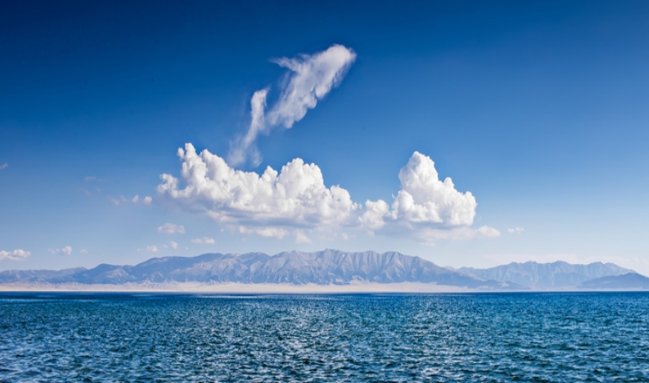 时评：构建保护水资源的“水立方”