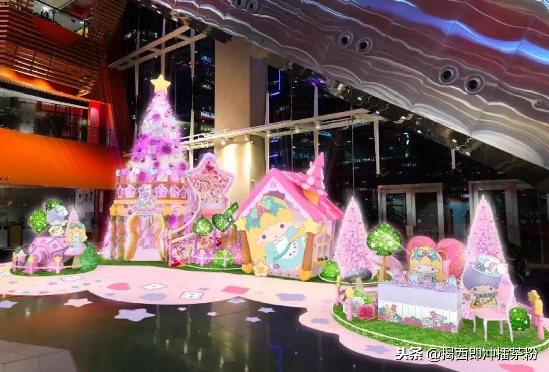 过分美丽！圣诞灯饰点亮香港：泰迪熊、比卡超、布丁狗陪你过圣诞