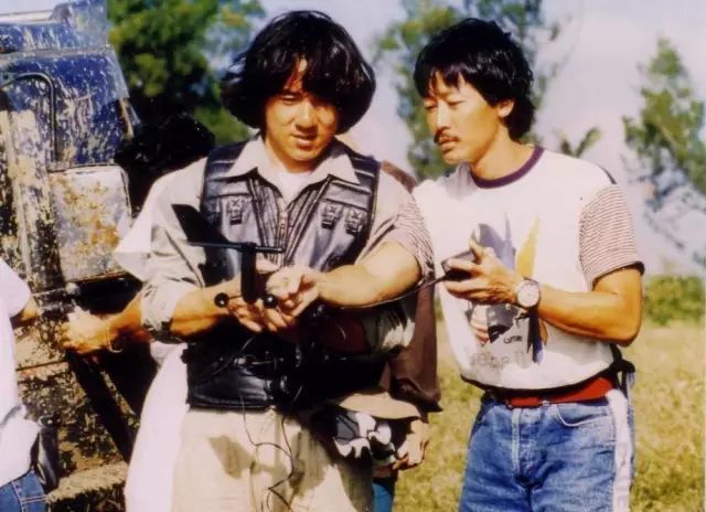 谁是影坛第一人,成龙个人经历