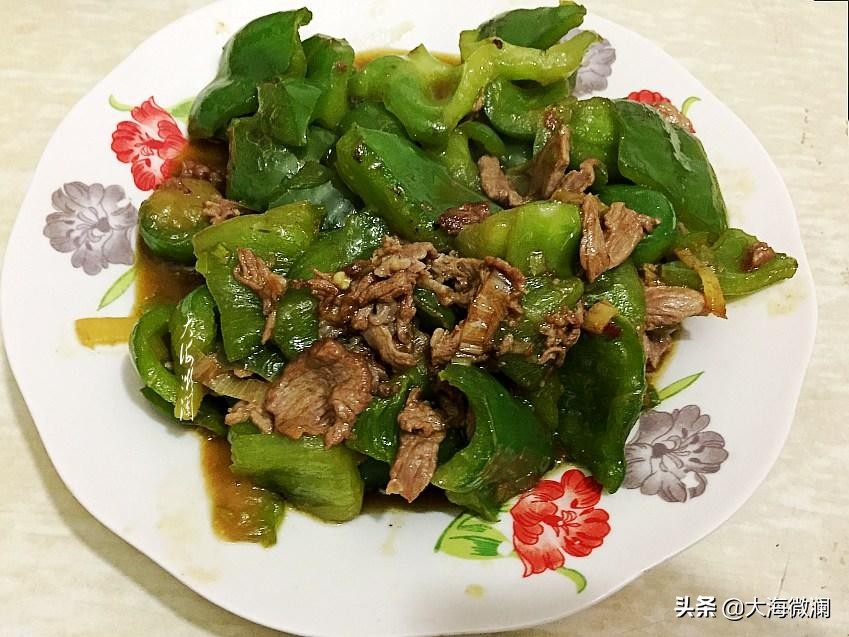 东北冬季农村杀猪菜,最正宗的东北农村杀猪菜