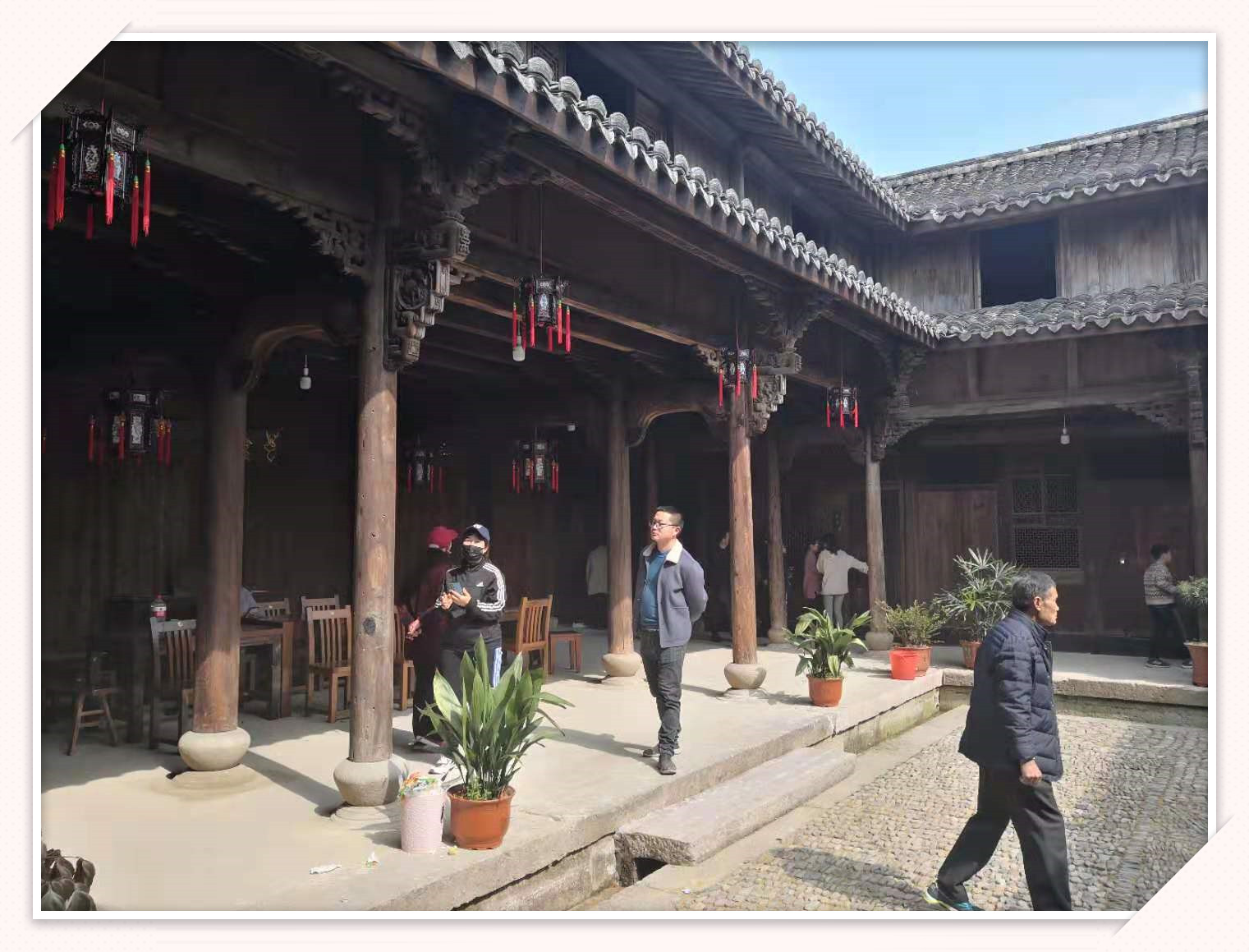 试解孙策出生地之谜：兼*公论**职人员回避制度