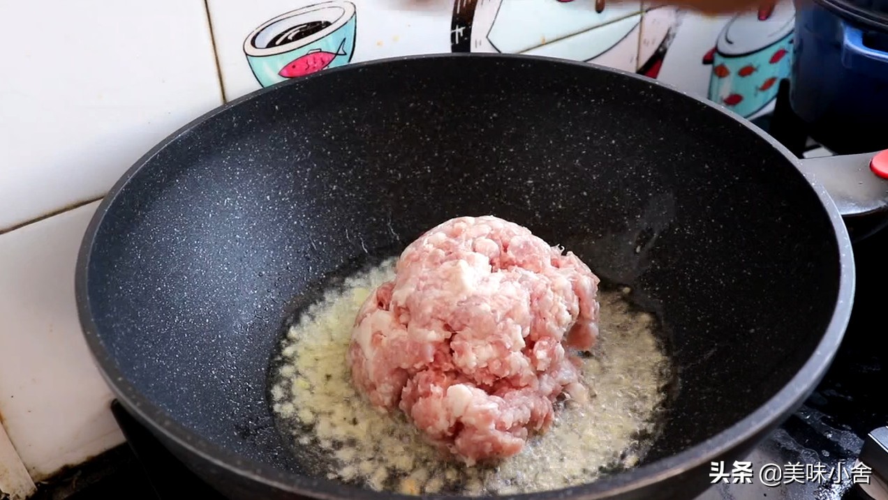 怎么蒸包子不塌陷不回缩,韭菜蒸包子不塌陷不回缩的好方法