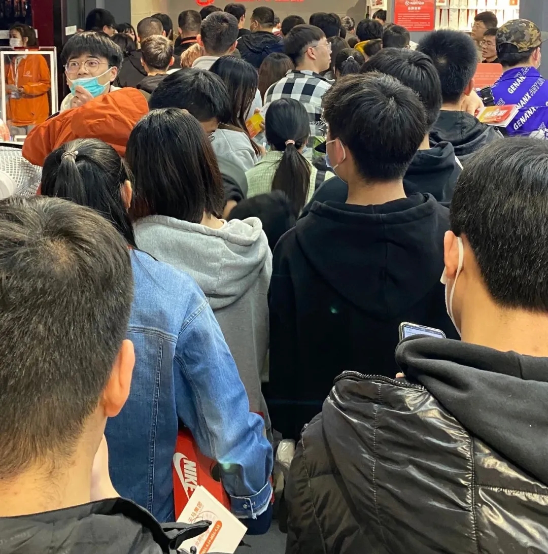 开家阿迪耐克折扣店利弊,开一家nike品牌折扣店条件