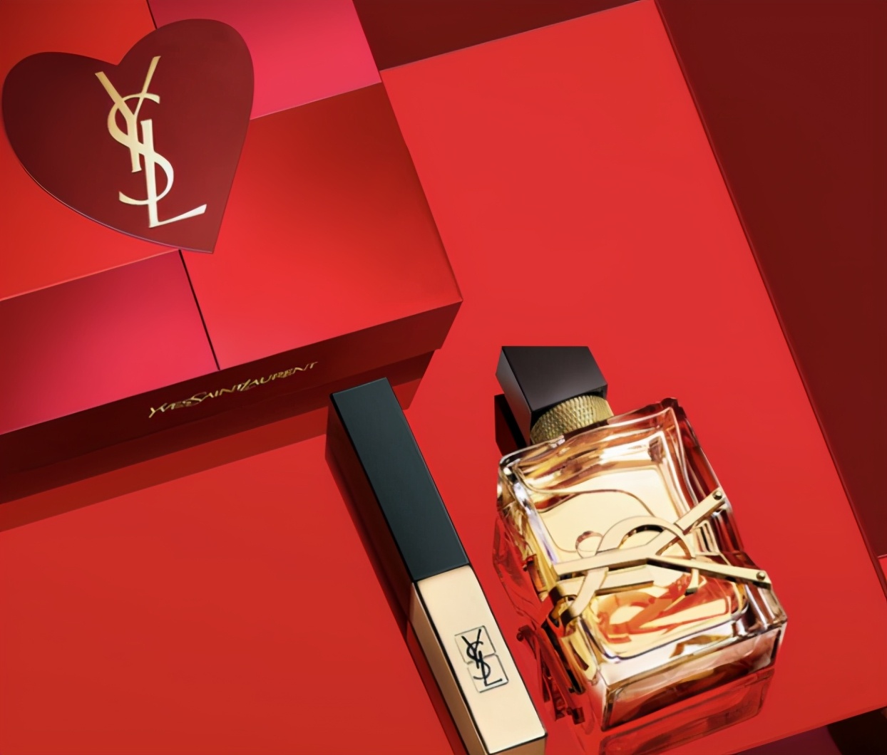 送女朋友礼物送什么比较实用的,第一次送女朋友礼物送什么比较好