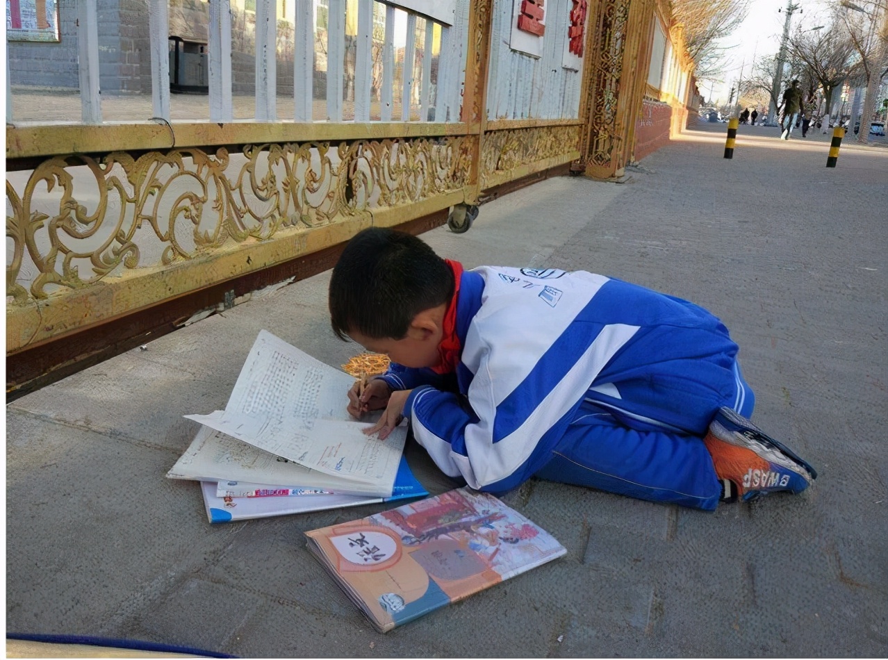 孩子作业丢三落四怎么办,孩子丢三落四忘记带作业