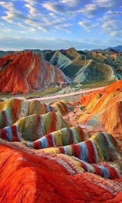 大自然的奇迹,大自然的奇迹鬼斧神工