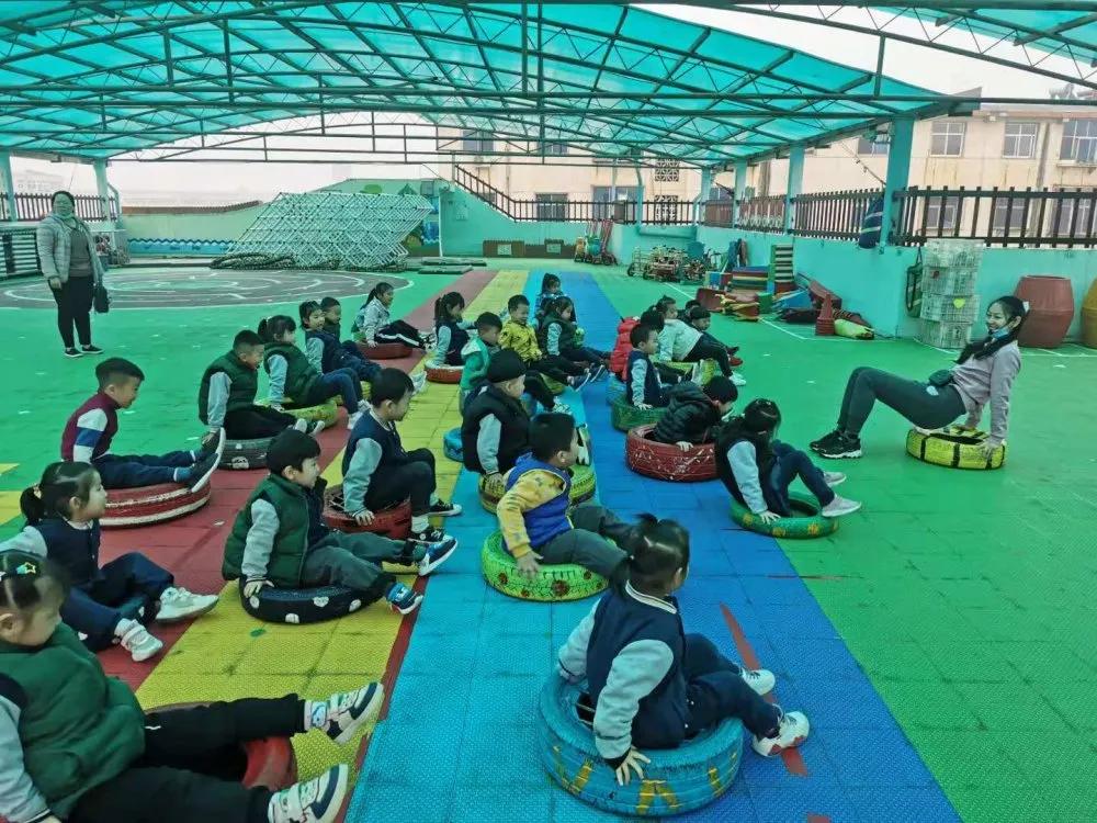 荥阳市第一幼儿园秋游实践活动,幼儿园体育活动教研讨论会