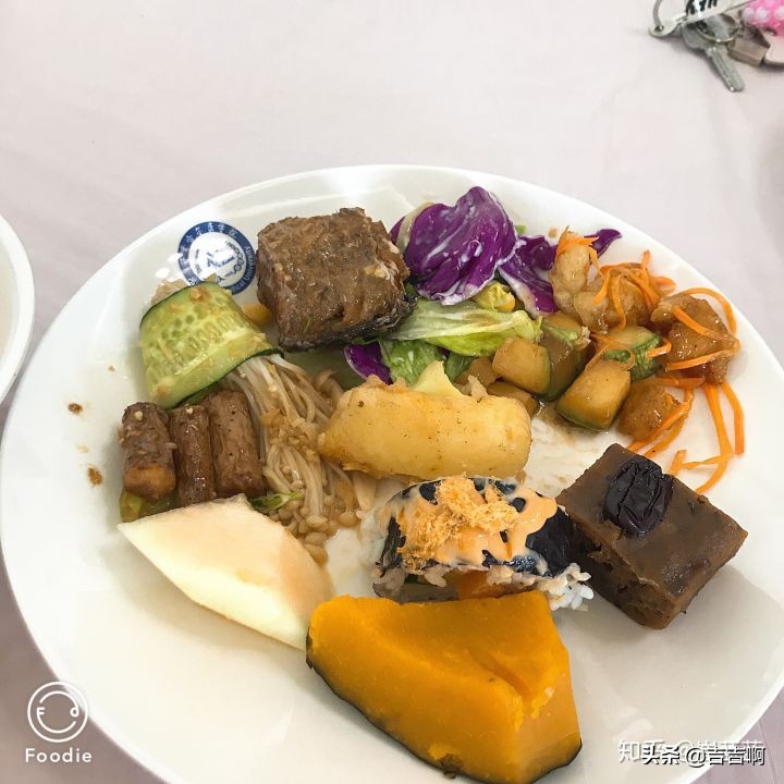 在东北吃饭是一种什么体验,跟东北人吃饭是什么体验