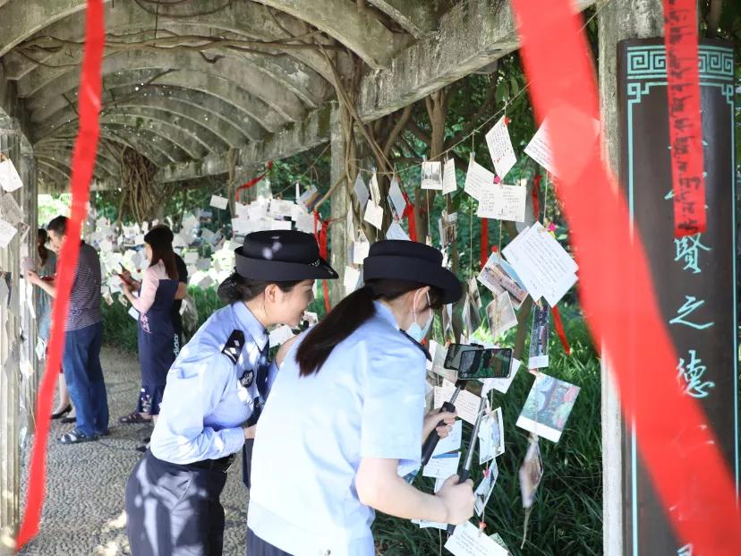 当一个基层警察的感受,采访社区民警的感悟和收获