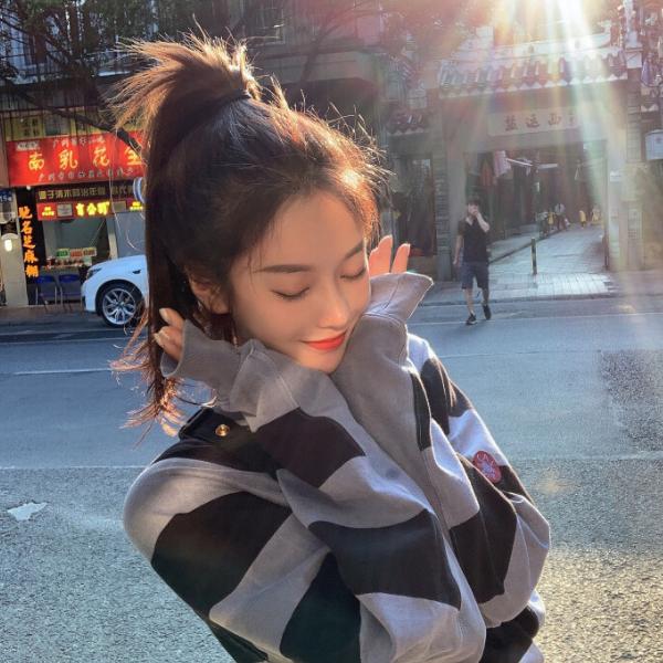 直男如何教你追女孩子聊天技巧,追女生怎么聊天最容易产生感情