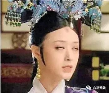 「布稀奇」给抖音运营小白们分享柜姐是怎么被人怼怼怼怼怼火的