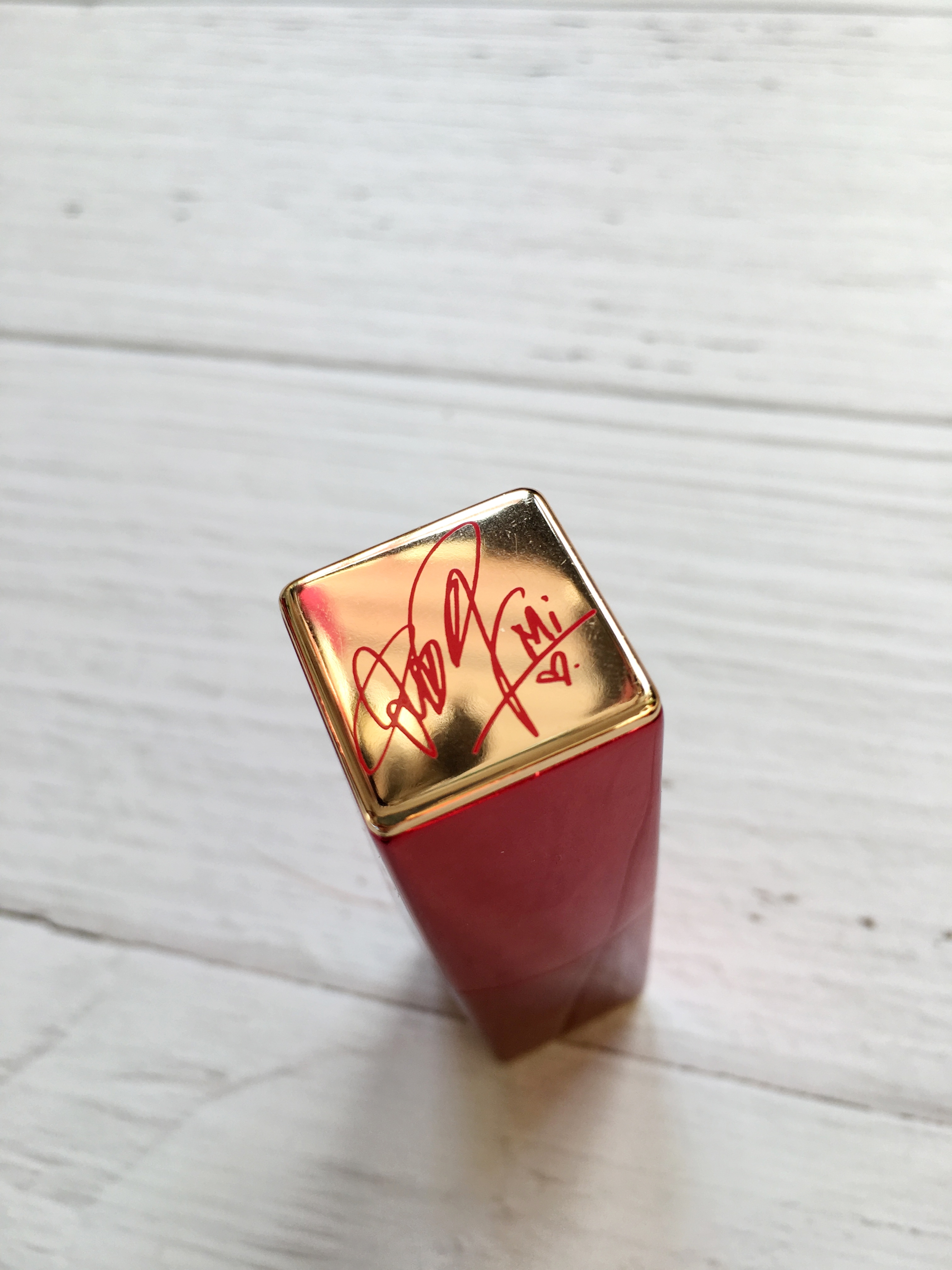 你会选哪支?超高性价比专柜品牌口红试色分享雅诗兰黛唇膏试色