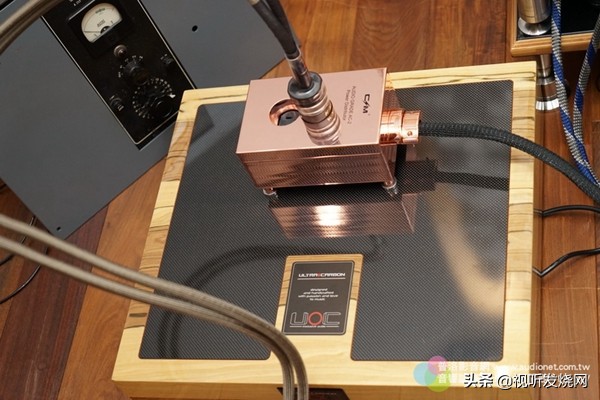 用buy两种方法造句,用buy造句有三单形式