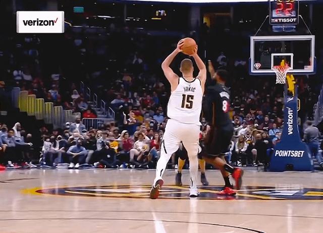 两个犯规视为双方犯规的必要条件,两个恶意犯规