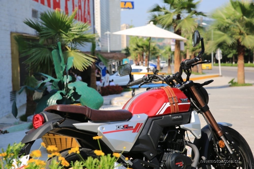 力帆DK150复古提车感受,力帆kp150