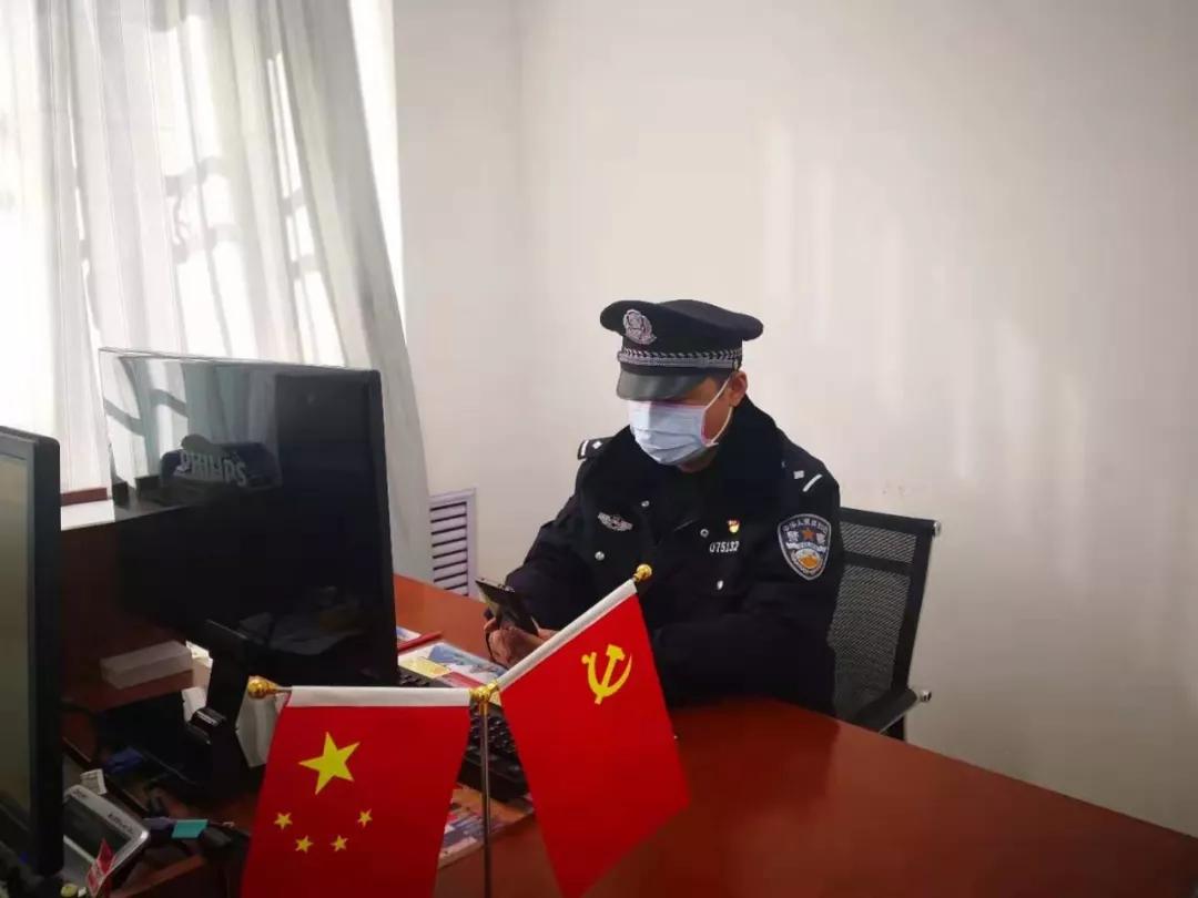 疫情面前党员冲在前,疫情防控勇当先党员干部走在前