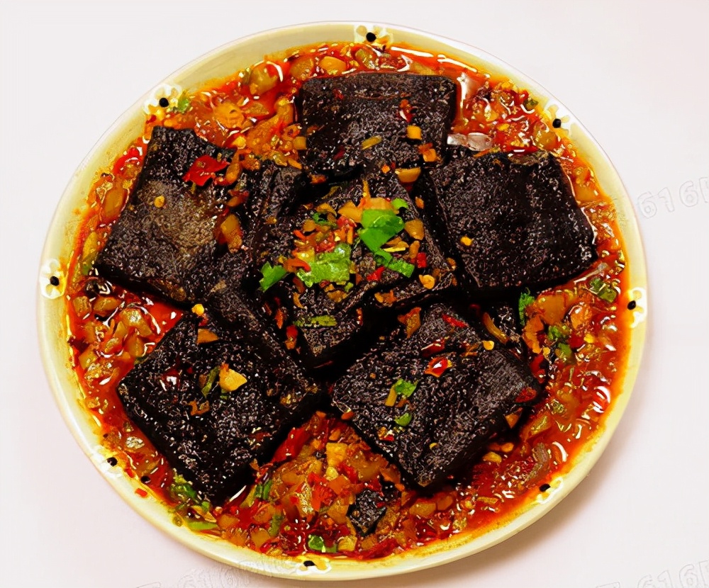 臭豆腐到底为什么这么臭,臭豆腐为什么那么臭呢