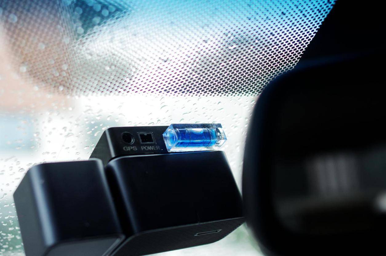 minieyeai防撞仪怎么样,minieye防碰仪换大屏