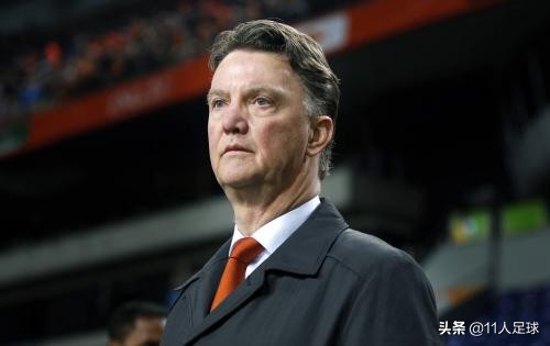 范加尔执教巴萨阵容,范加尔执教巴萨的表现