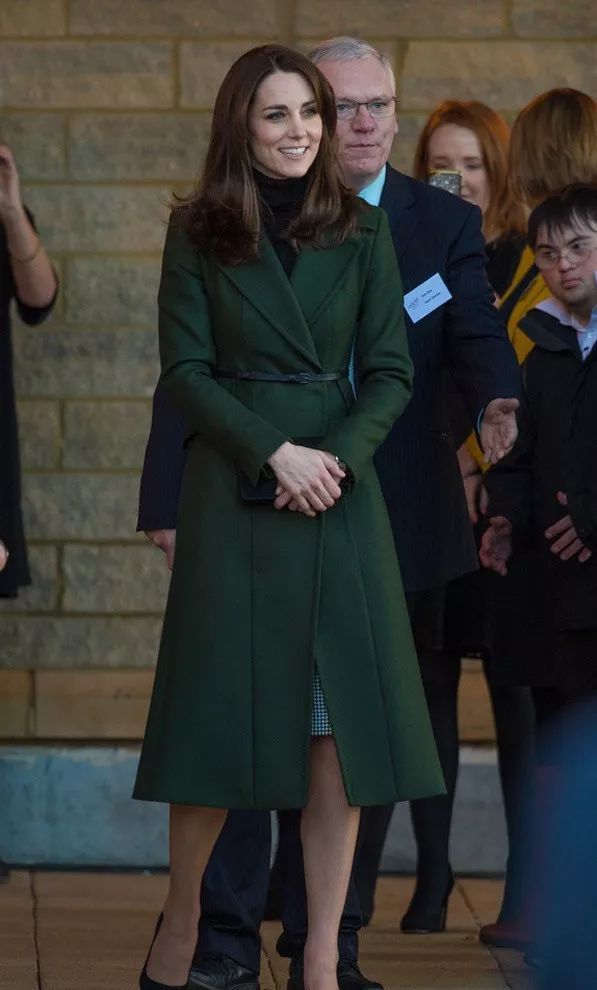 maxmara大衣哪款适合小个子,maxmaraweekend大衣