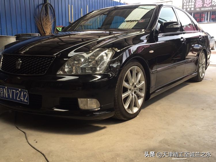 化州7哥翻新12代皇冠多少钱,11年丰田皇冠内饰翻新