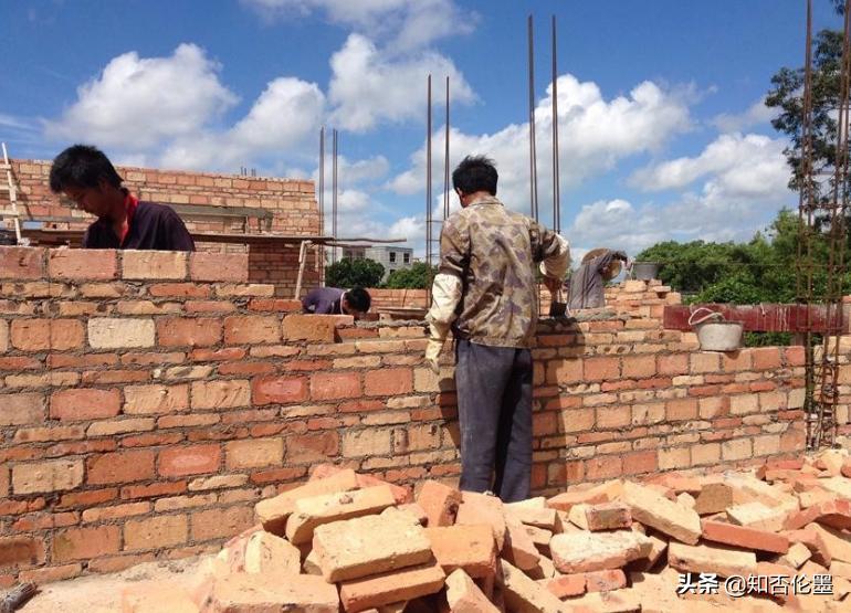 盖房地梁和地圈梁都必须做吗,农村建房地圈梁的如何做最稳固