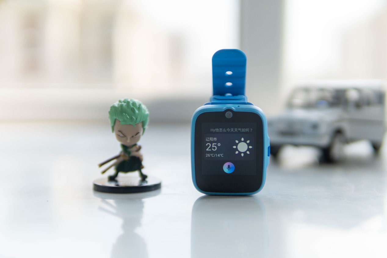 不在孩子身旁也守护安全，糖猫A10儿童电话手表，宝贝家长都喜欢