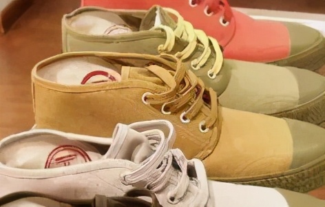 光脚硬拉可以吗,140公斤健身直腿硬拉