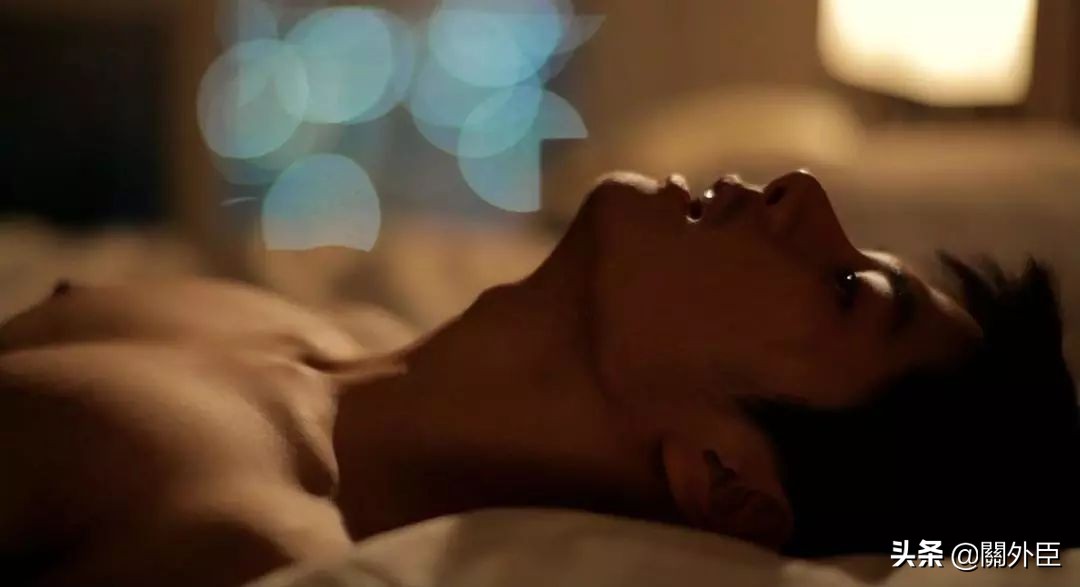 《白夜》：空少与快递小哥419——给你指条路，是不是阿依希代路