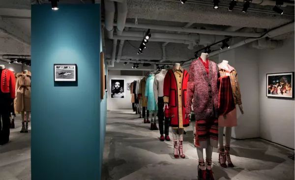 riccardotisci去哪儿了,riccardotisci2019春夏设计款