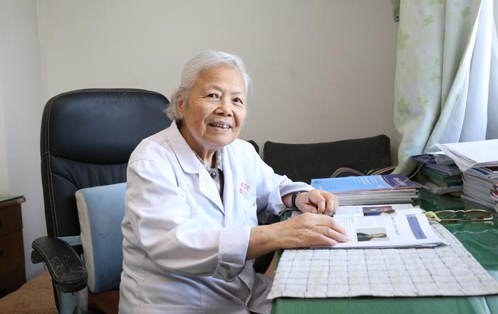 毕业多年后才发现，“师范生”和“医学生”的差距，简直云泥之别