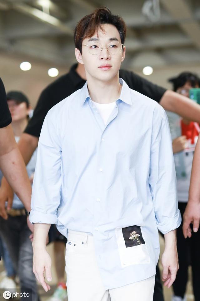 刘宪华新的综艺节目,刘宪华新年照