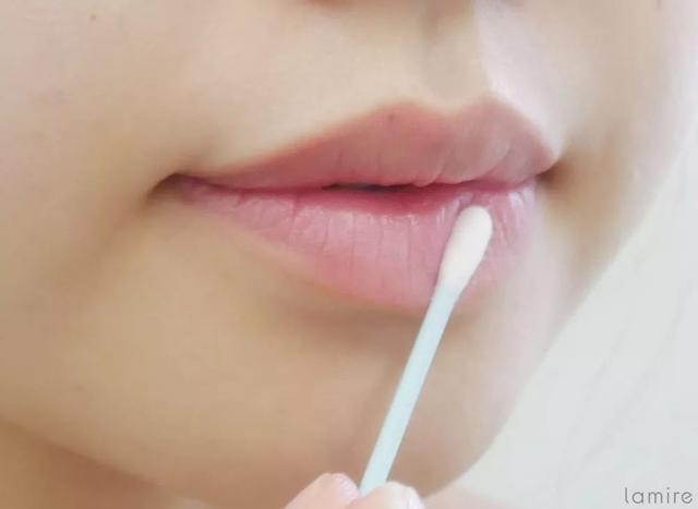 再昂贵的口红也只是点缀,遮盖深唇纹最好的口红