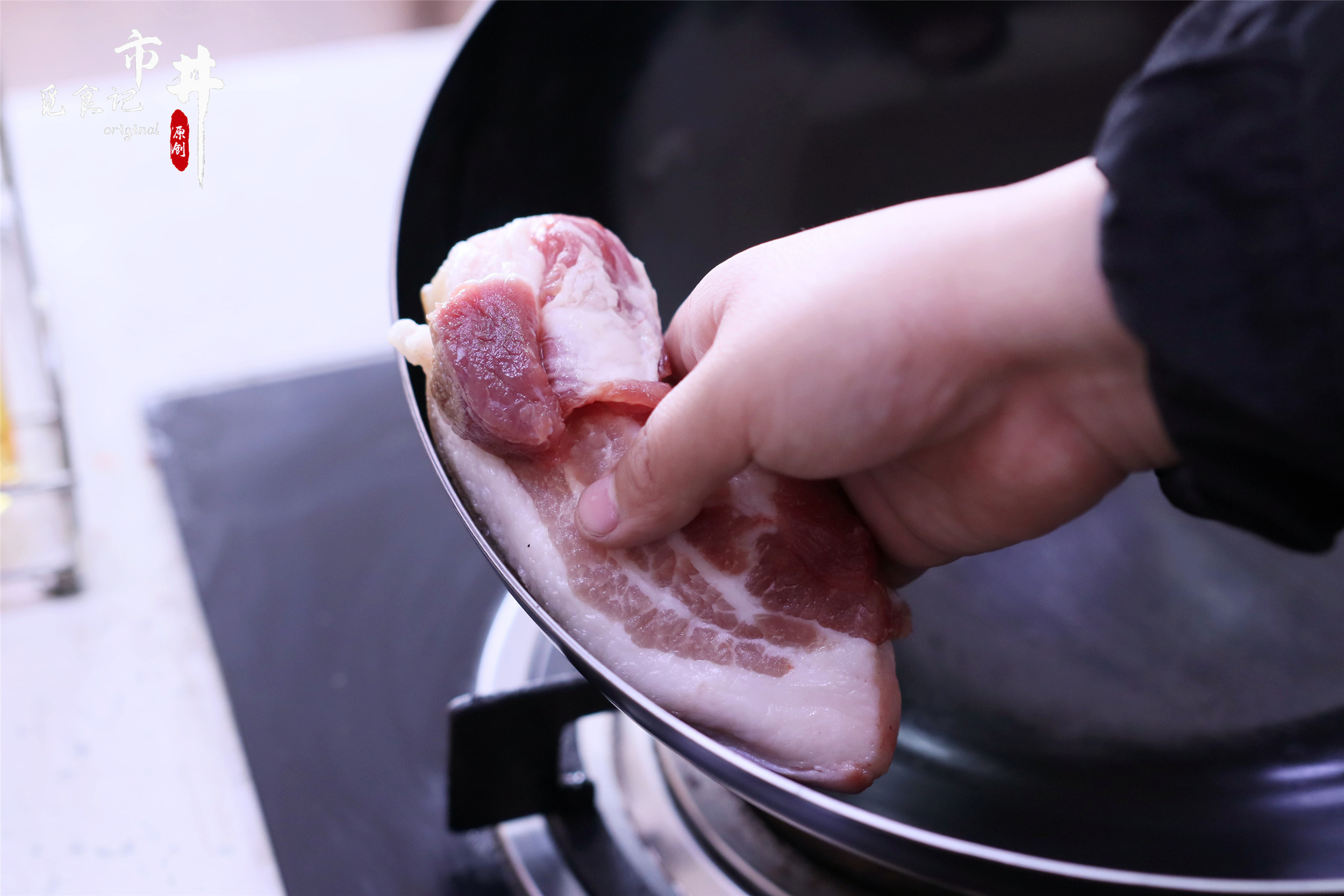 新买的铁锅切记别直接开锅,新不粘铁锅要开锅吗