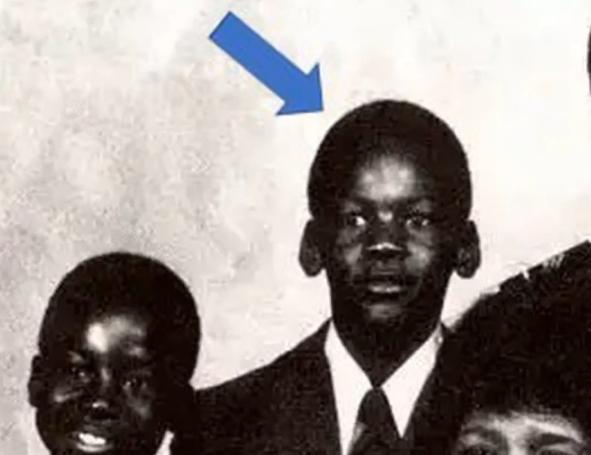 乔丹历年常规赛战绩及排名,乔丹个人资料简介及