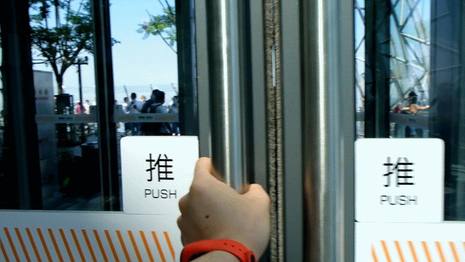 比上海东方明珠更贵，180元体验2小时，重庆来福士观景台值不值？