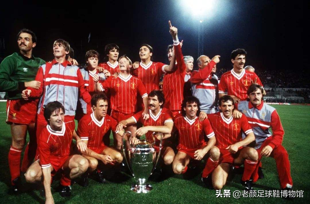 猎鹰人足球鞋,猎鹰儿童足球鞋