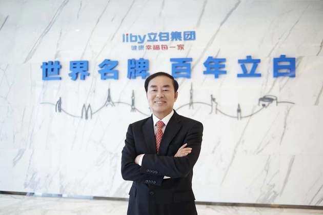 63岁掌舵人陈凯旋:用一袋洗衣粉打造出年入200亿的商业帝国