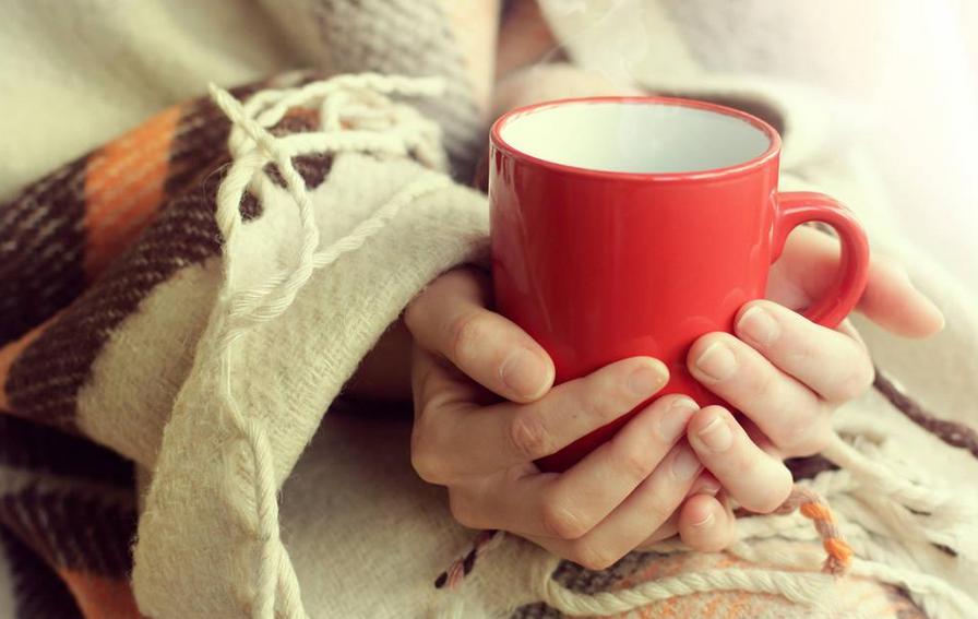 手脚冰凉畏寒怕冷老中医一招根治,一招改善冬天手脚冰凉体质