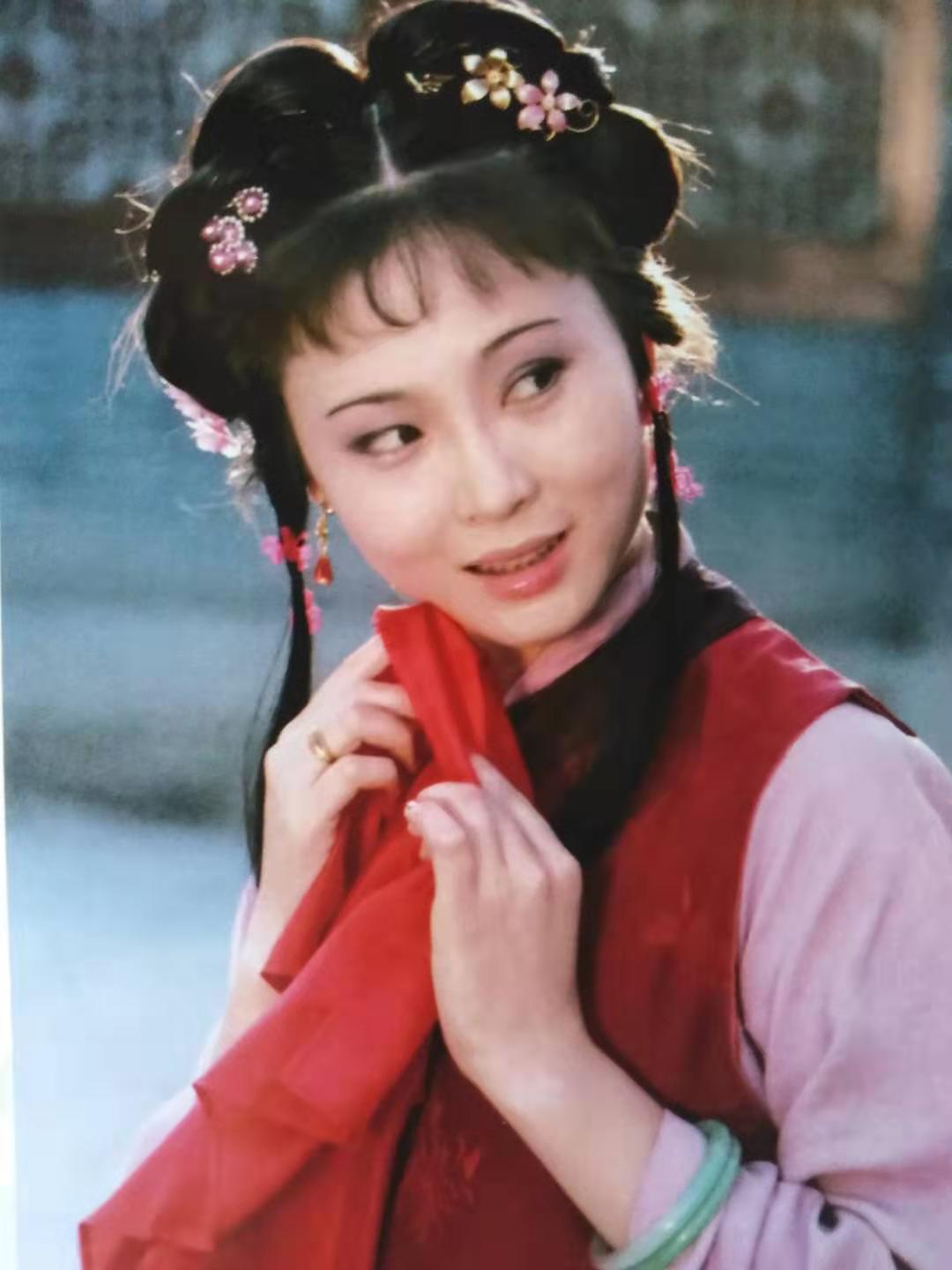 红楼梦小红为什么才三等丫头,红楼梦小红有多机灵