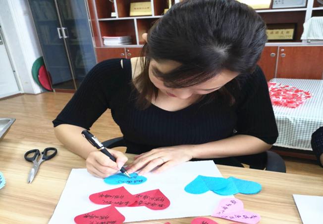 立德树人奋进担当稿件,立德树人奋进担当教师节内容