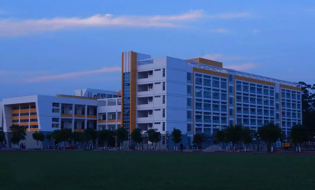 贵港市高级中学光荣榜,贵港市名校排名