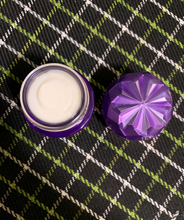 35岁平价眼霜抗皱去细纹第一名,眼霜抗皱去细纹什么平价品牌最好