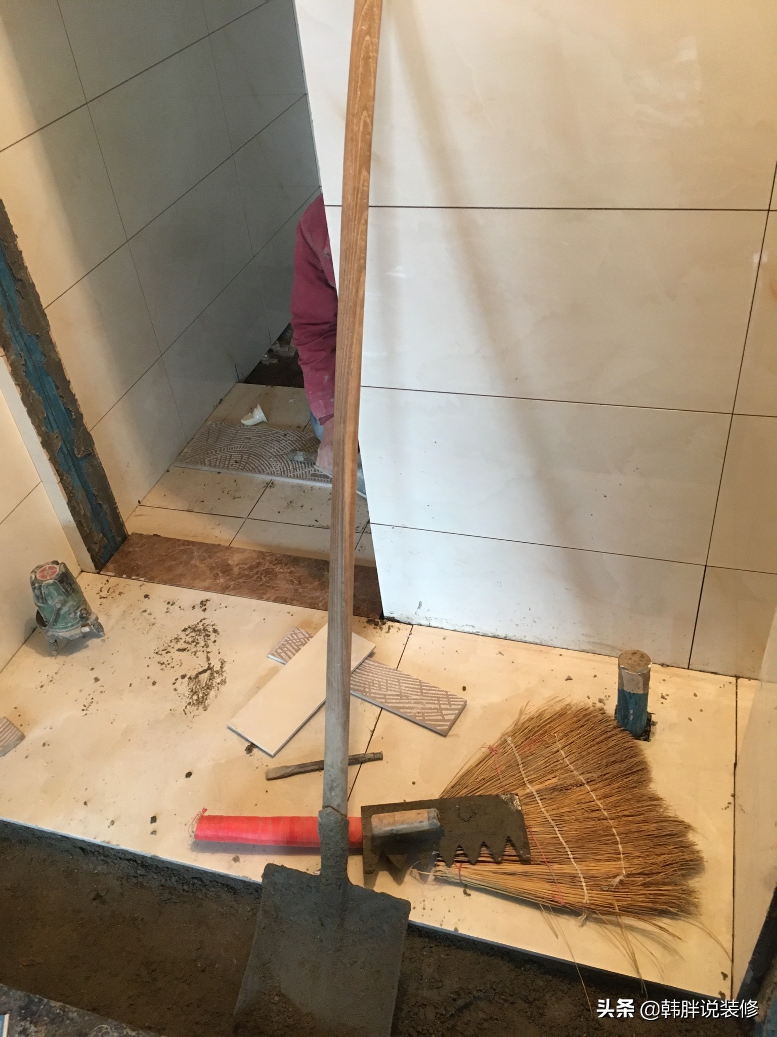 便宜瓷砖跟贵的瓷砖差别在哪里,30元的瓷砖和50元的瓷砖有啥区别