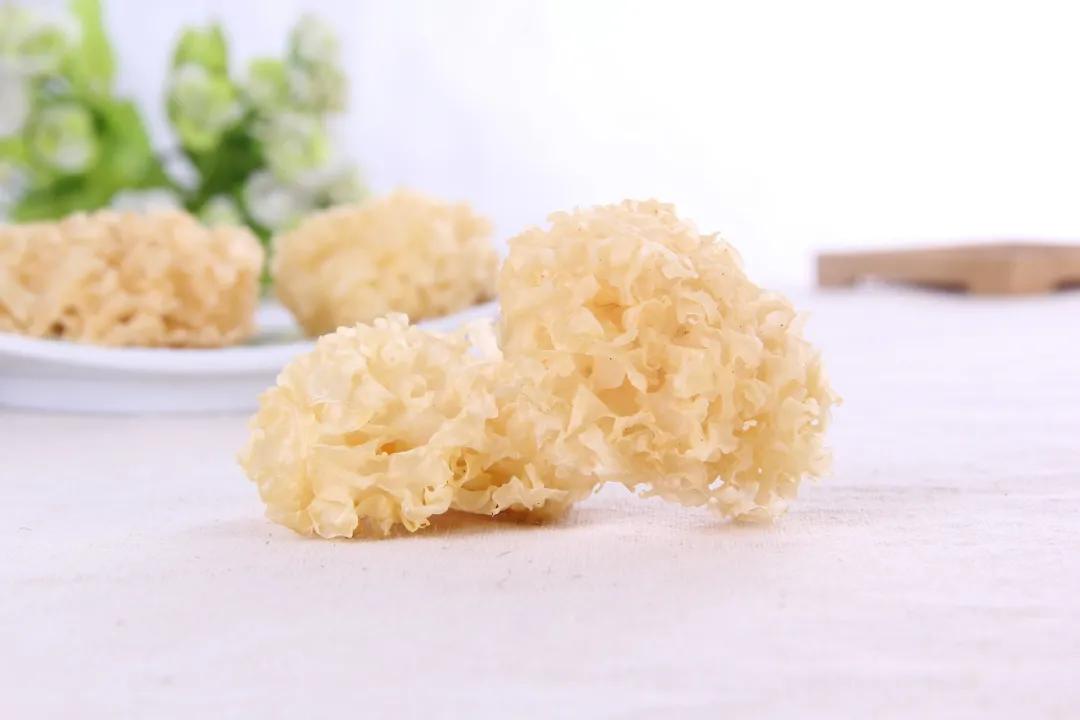 冻干银耳秋季养生,银耳怎么吃滋阴效果最好