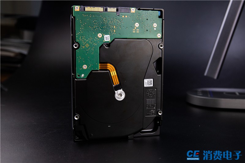 14tb大容量硬盘,希捷酷鱼2t机械硬盘评测
