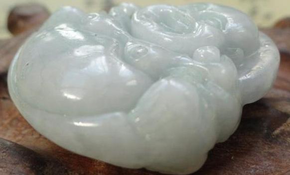 双面翡翠玉佛有啥讲究,佩戴翡翠玉佛有什么讲究吗