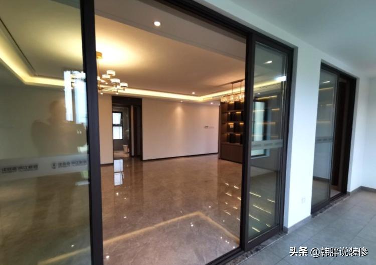 140平四室两厅两卫高端大气装修,140平四室现代轻奢风格