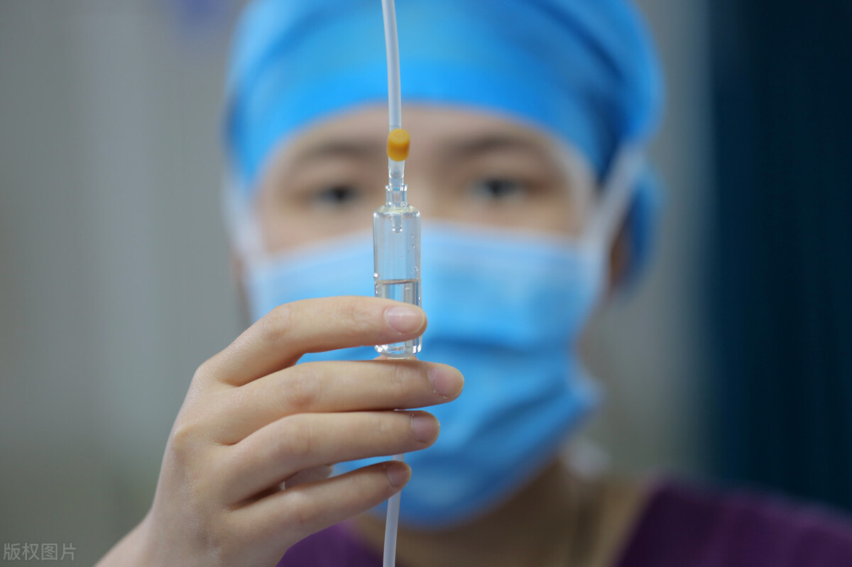 中暑的症状及表现是什么,中暑都有什么表现症状